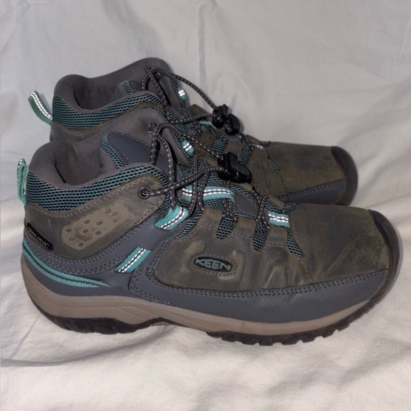 ⭐️KEEN Kids Targhee Waterproof Hiking Boots – Gray/Teal – Size US 4 Youth EUC - Picture 1 of 15